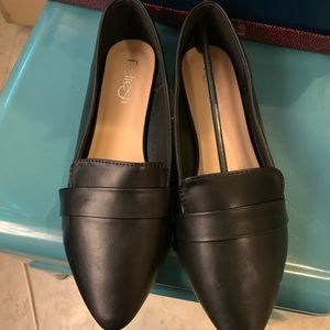Women’s Black Refresh Loafers Size 7.5